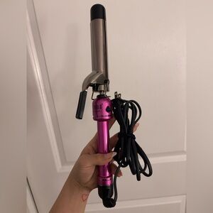 1.25” Hot Tools Pink Curling Iron